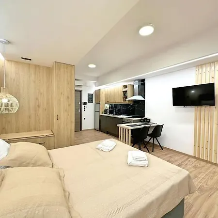 Oasis Luxury * Erétria