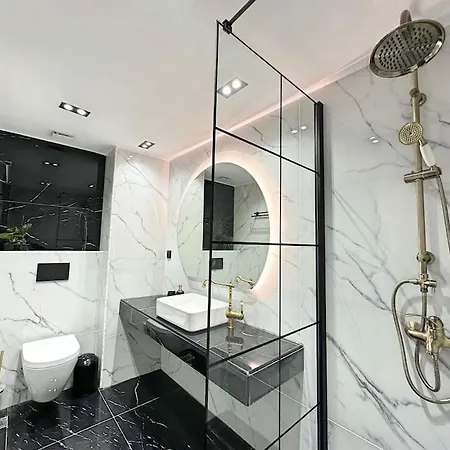 Oasis Luxury Apartment